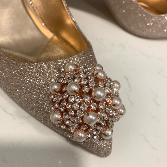 TED BAKER Cinderella Rose Gold Jeweled Heels - Picture 4 of 8